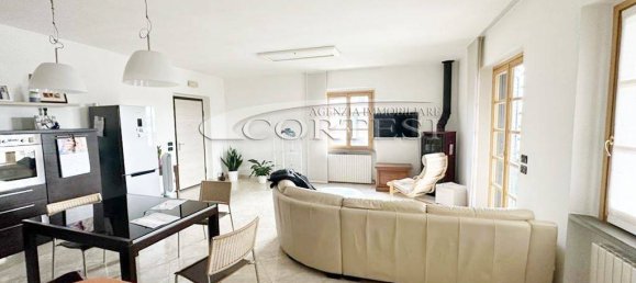 5 bedrooms Apartment in Città di Castello, Italy No. 1857 2