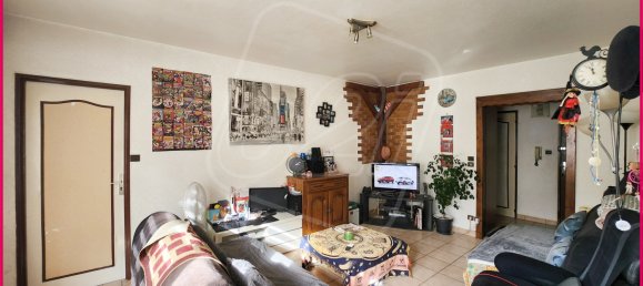 Apartamento de 2 dormitorios en Moulins-les-Metz, France No. 232617 3