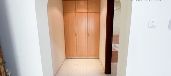 Вилла с 5 спальнями в Аль-Барша, ОАЭ № 7605 4