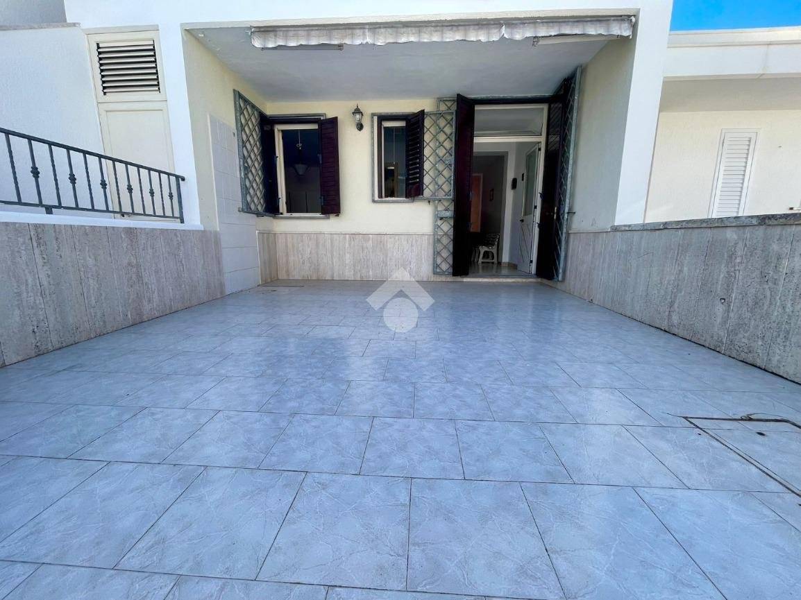 Casa de 3 dormitorios en Salve, Italy No. 330496