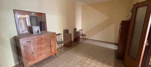 3-salle Appartement à San Giovanni Rotondo, Italy No. 23999 8