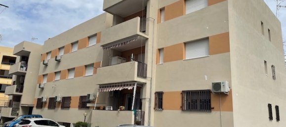 3 rooms Apartment in Messina, Italy No. 47906 2