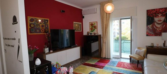 Apartamento de 4 habitaciónes en Taranto, Italy No. 34625 5