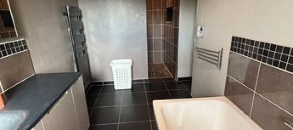 6 bedrooms House in Montauban, France No. 363921 3