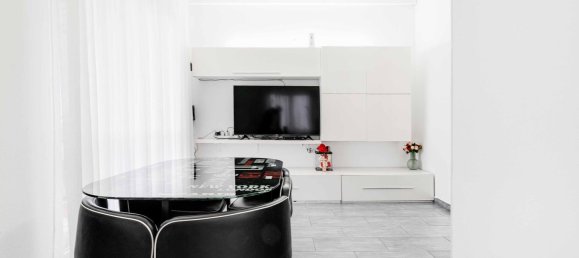 3-salle Appartement à Ferno, Italy No. 161008 14