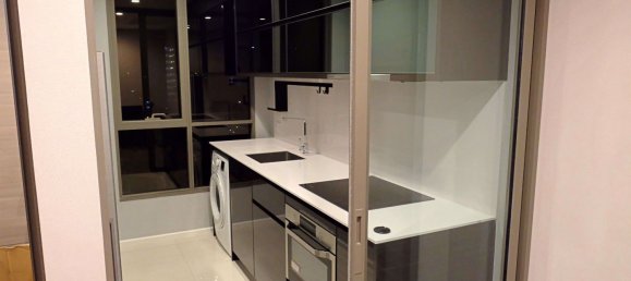 شقة 2 غرف نوم  في Sathon, Thailand رقم 9723 11