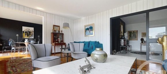 3 bedrooms Apartment in Bordeaux, France No. 319561 2