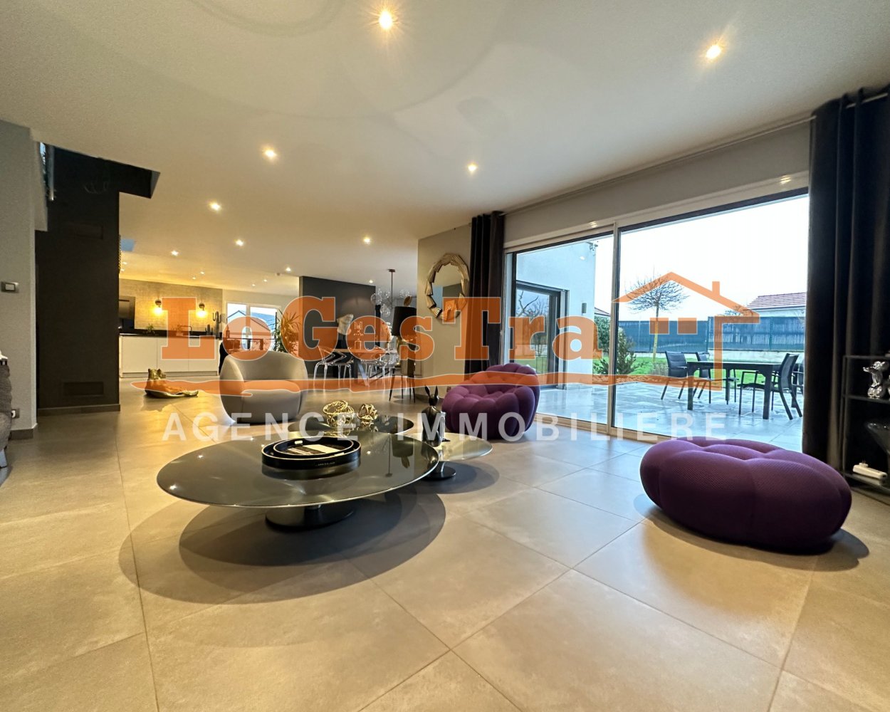 Дом с 6 спальнями в Виттель, Франция № 84210