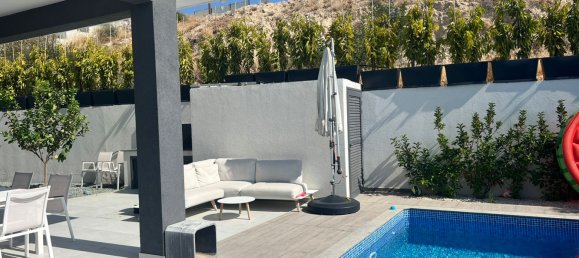 Villa de 5 dormitorios en Limassol, Cyprus No. 10302 2