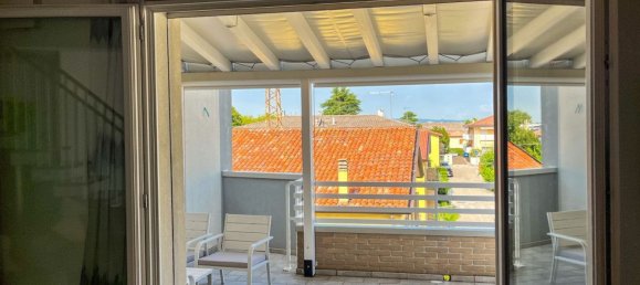 5 rooms Duplex in Rubano, Italy No. 261151 10