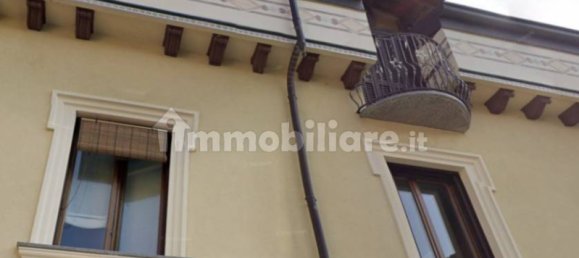 3 bedrooms Apartment in Parabiago, Italy No. 285576 2