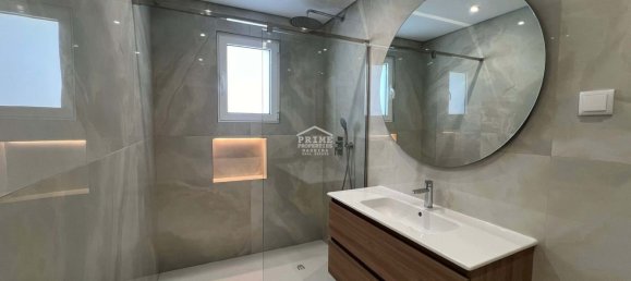 4 bedrooms Villa in Funchal, Portugal No. 128234 21