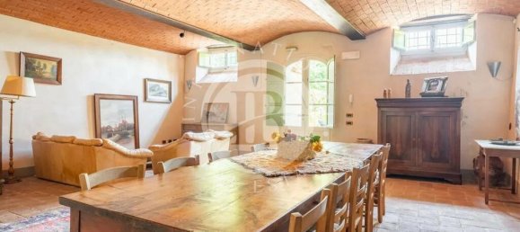13 bedrooms Villa in Lucca, Italy No. 102372 14