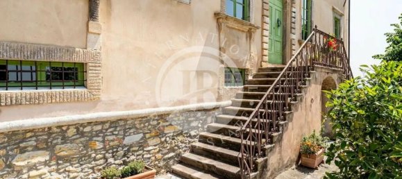 13 bedrooms Villa in Lucca, Italy No. 102372 10