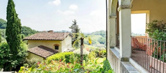 13 bedrooms Villa in Lucca, Italy No. 102372 6