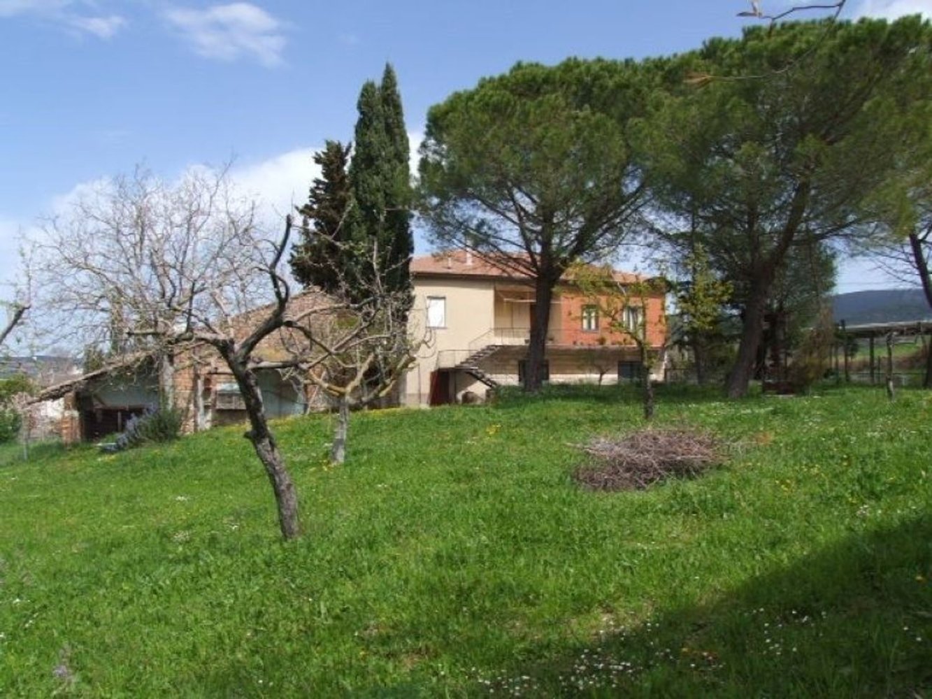 15-Zimmer Haus in Calvi dell'Umbria, Italy, Nr. 178003