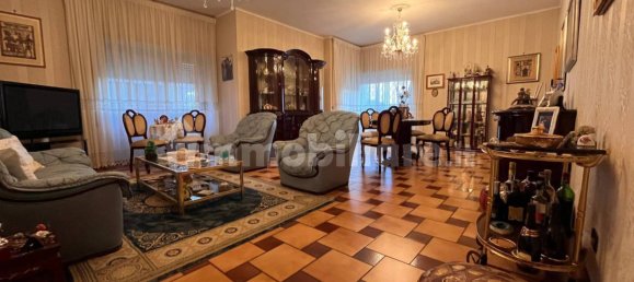 3 bedrooms Apartment in Rome, Italy No. 67959 4