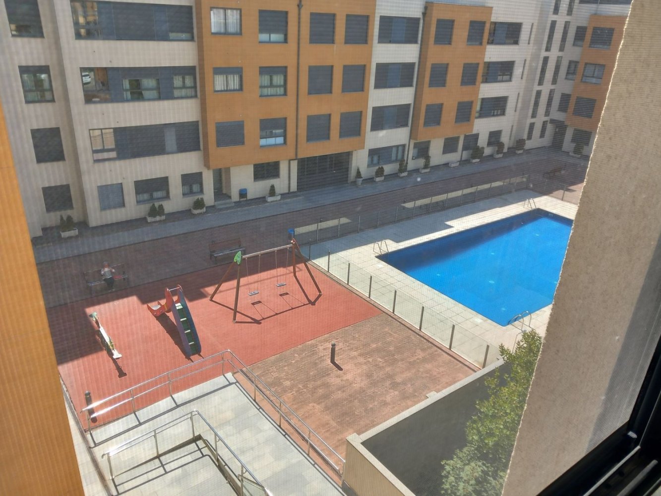 Apartamento de 2 dormitorios en Burgos, Spain No. 209887