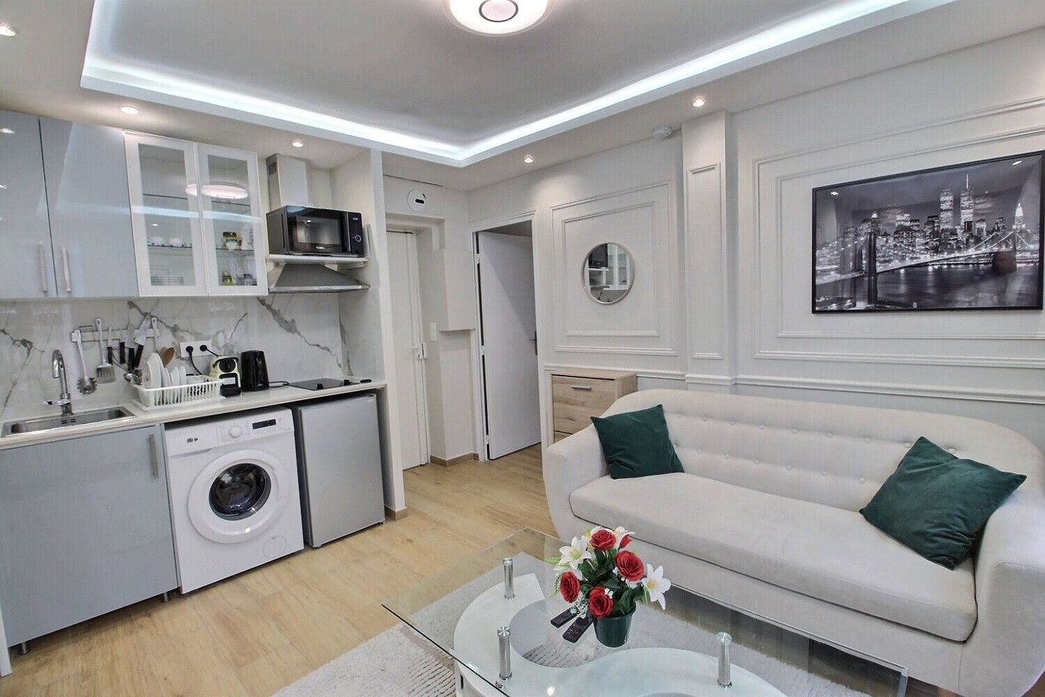 2 bedrooms Apartment in Montreuil, France No. 120977