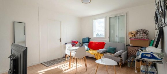 3 bedrooms Apartment in Villenave-d'Ornon, France No. 357985 3