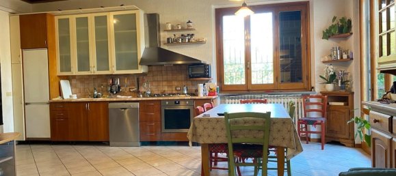 4 bedrooms House in Montelupo Fiorentino, Italy No. 352640 2