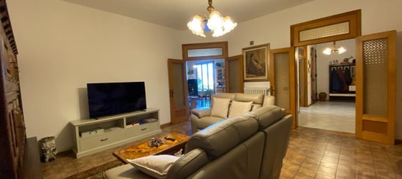 4 bedrooms House in Montelupo Fiorentino, Italy No. 352640 14