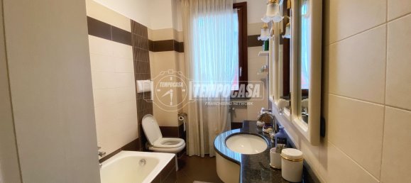 2 chambres Appartement à Melegnano, Italy No. 116876 4
