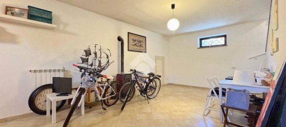 2 غرف نوم فيلا في Manziana, Italy رقم 310086 20