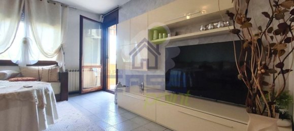 Квартира с 6 комнатами в Весковато, Италия № 112384 5