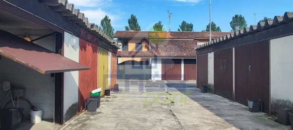 Квартира с 6 комнатами в Весковато, Италия № 112384 32