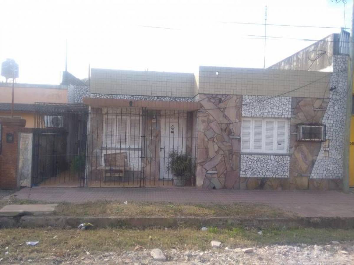 2 bedrooms House in Santa Fe, Argentina No. 20615