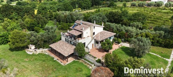 5غرفة فيلا في Montalto di Castro, Italy رقم 9390 2