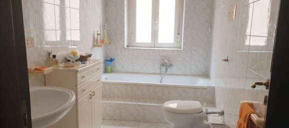 5 rooms Apartment in Palermo, Italy No. 74069 15