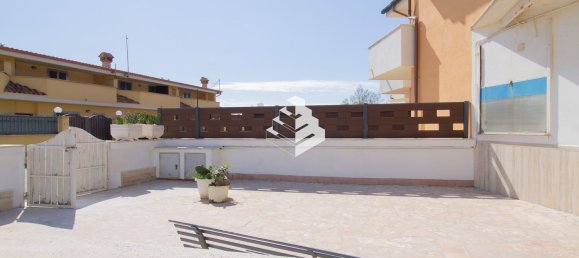 عقار تجاري في Pomezia, Italy 150متر مربع رقم 65335 3