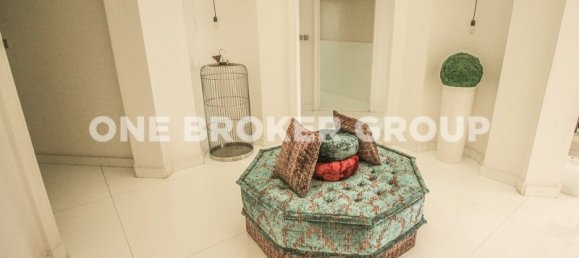 4 bedrooms Villa in Palm Jumeirah, UAE No. 227 5