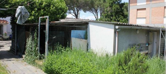 6 bedrooms Apartment in Fucecchio, Italy No. 190132 11