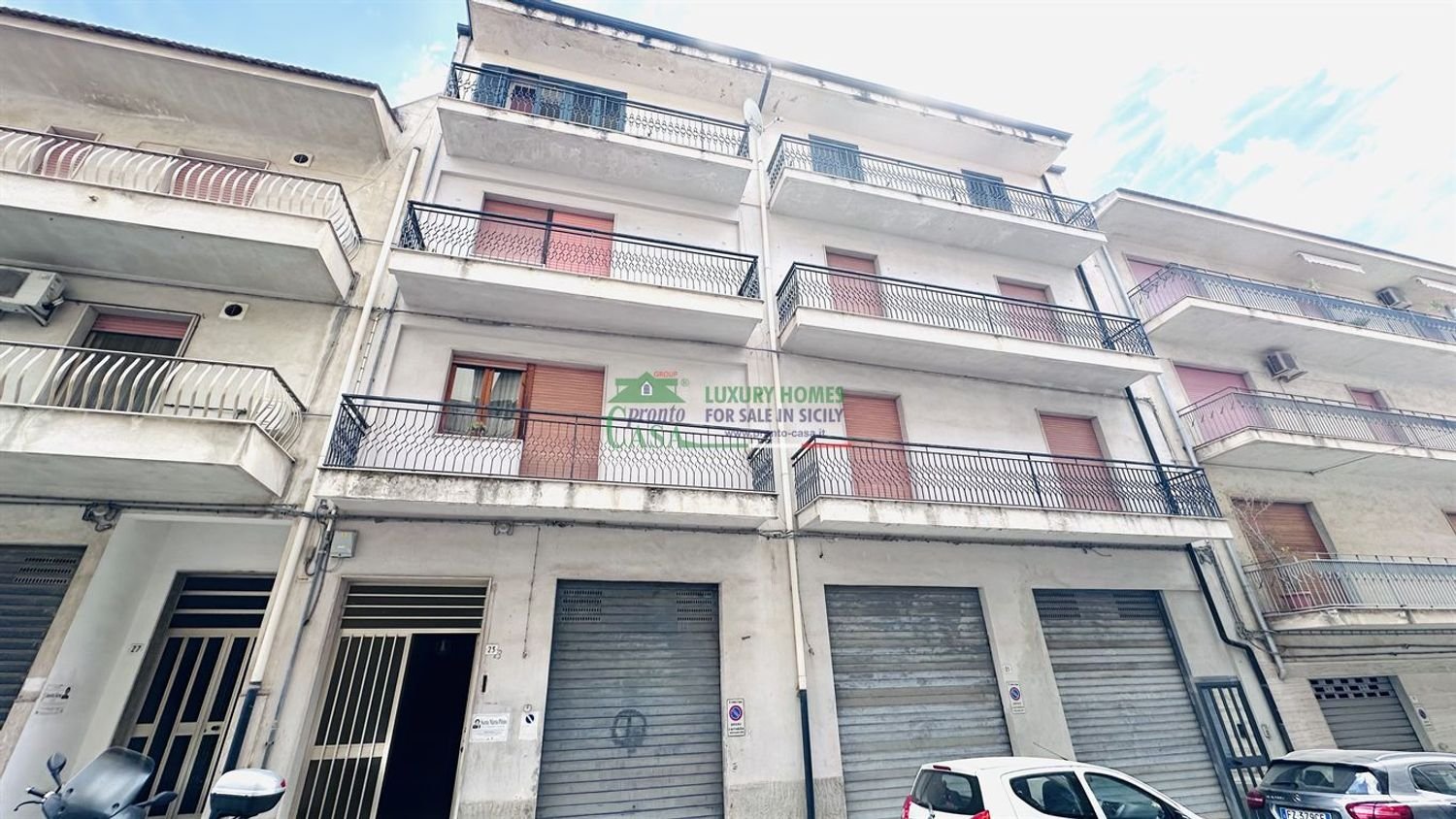 9 غرف نوم شقة في Ragusa, Italy رقم 346028