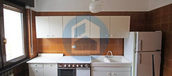 2 Schlafzimmer Wohnung in Edolo, Italy, Nr. 284633 8