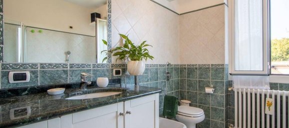 3 bedrooms Apartment in Merate, Italy No. 324817 5