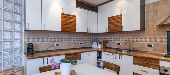 3 bedrooms Apartment in Merate, Italy No. 324817 2