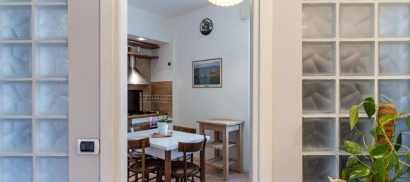 3 Schlafzimmer Wohnung in Merate, Italy, Nr. 324817 23