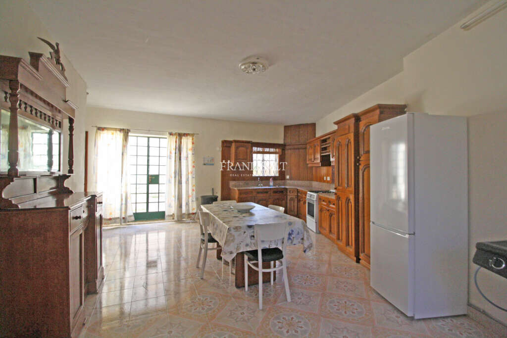 Villa T3 em Attard, Malta N.º 9708