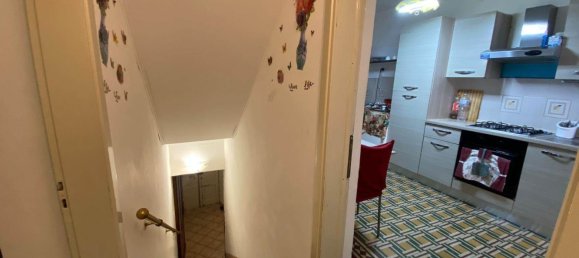 7 rooms Apartment in Pistoia, Italy No. 218616 10