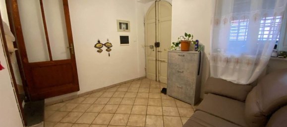 7 rooms Apartment in Pistoia, Italy No. 218616 6