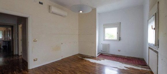 5 rooms Apartment in Venice, Italy No. 284731 35