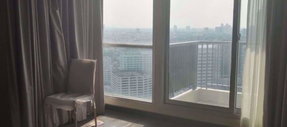 Кондоминиум с 2 спальнями в Rhythm Sathorn - Narathiwas, Пляж Рейли, Таиланд № 30879 2