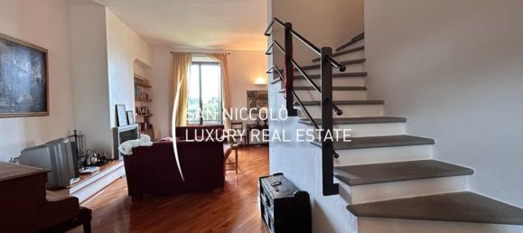 Apartamento de 8 habitaciónes en Florence, Italy No. 210379 10