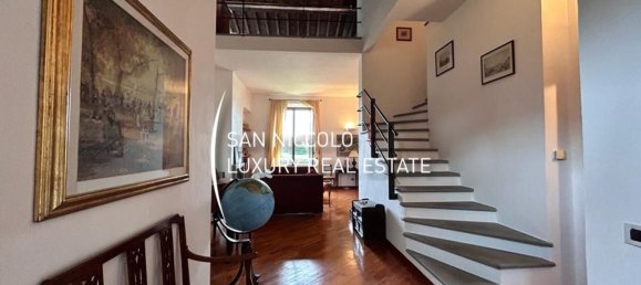 Apartamento de 8 habitaciónes en Florence, Italy No. 210379 15