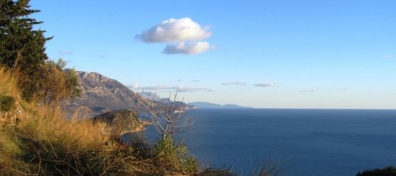 11246m² Hotel in Budva, Montenegro No. 147 3