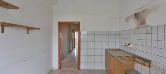3 bedrooms Apartment in Montecassiano, Italy No. 119054 5